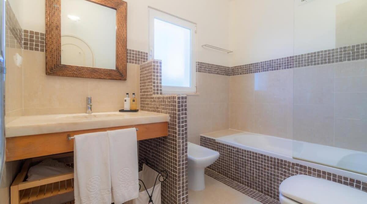 Villa Prado - Beautiful Beachfront Villa Albufeira Ngoại thất bức ảnh
